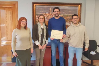 El Centro de Salud Pública entrega a La Font d’en Carròs el certificado de adhesión a Xarxa Salut